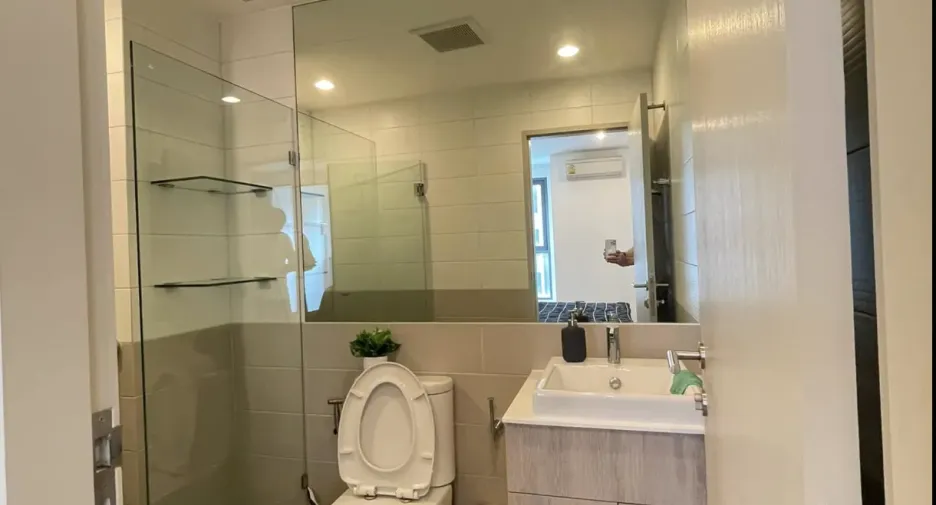 For rent 1 bed condo in Bang Rak, Bangkok