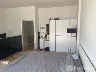 Casa adosada en alquiler de 3 habitaciones en Saraphi, Chiang Mai