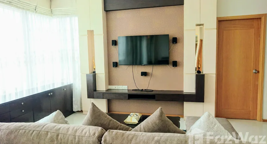 Condo en alquiler de 2 habitaciones en Khlong Toei, Bangkok