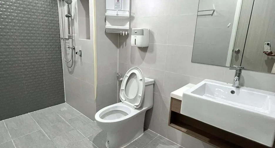 ให้เช่า 4 ห้องนอน บ้านเดี่ยว ใน วังทองหลาง, กรุงเทพฯ