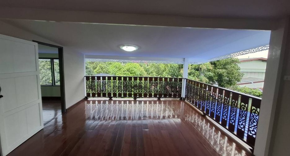 For sale 5 bedrooms house in Bang Khae, Bangkok