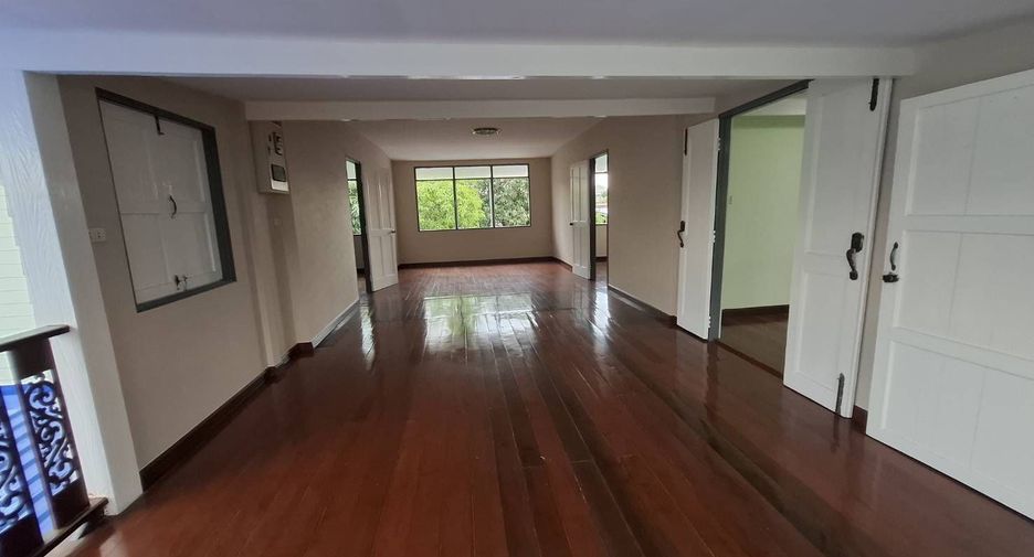For sale 5 bedrooms house in Bang Khae, Bangkok
