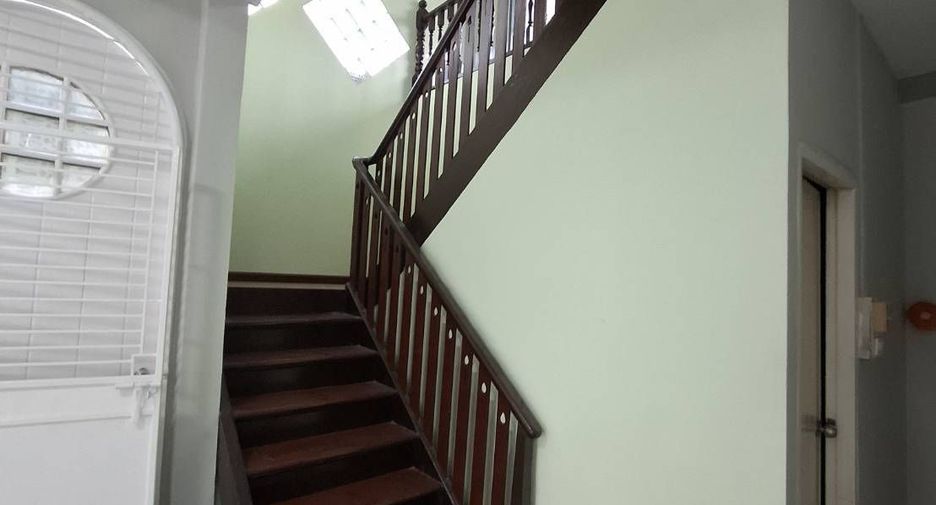 For sale 5 bedrooms house in Bang Khae, Bangkok