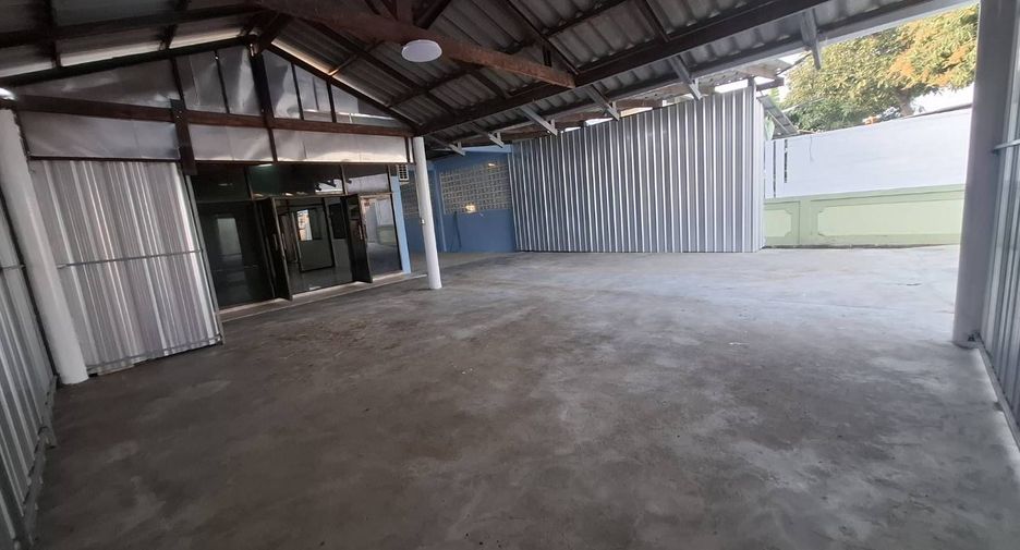 For sale 5 bedrooms house in Bang Khae, Bangkok