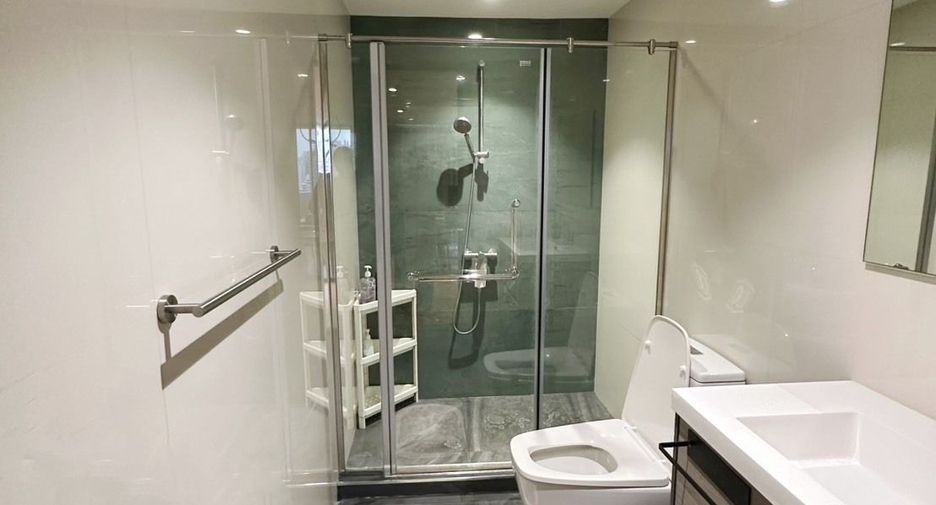 Condo en alquiler de 2 habitaciones en Watthana, Bangkok
