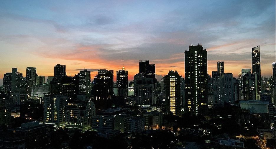 Condo en alquiler de 2 habitaciones en Watthana, Bangkok