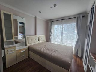 Condo en alquiler de 1 habitaciones en Huai Khwang, Bangkok