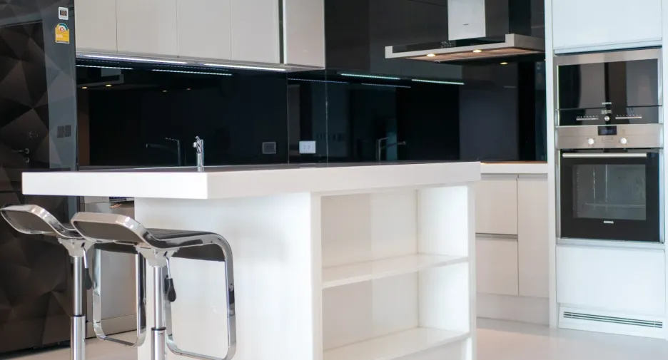 For rent 3 bedrooms condo in Watthana, Bangkok