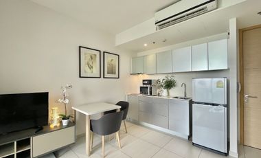 For sale 1 bed condo in Khlong Toei, Bangkok