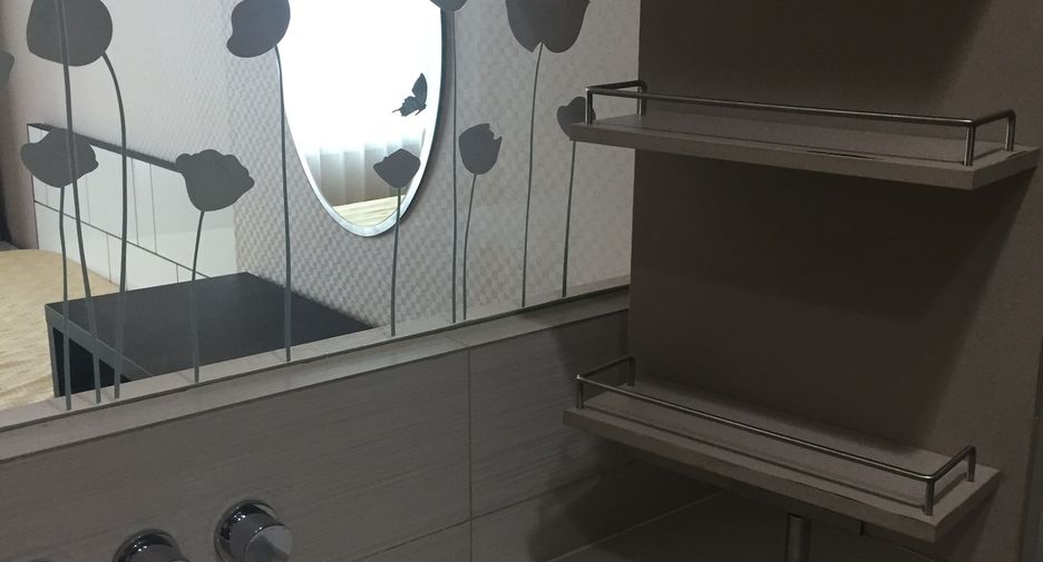 For rent 1 bed condo in Khlong Toei, Bangkok