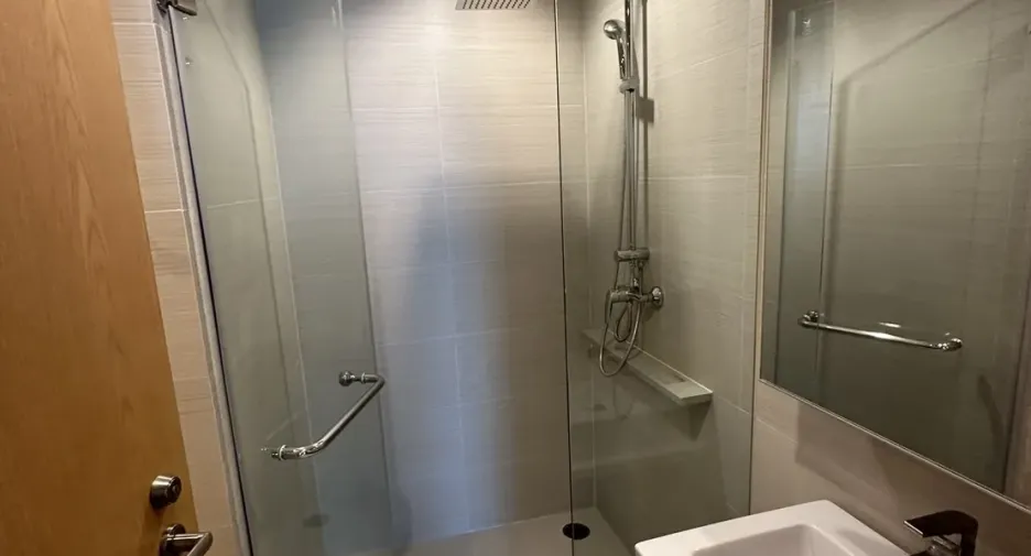 For sale and for rent 2 bedrooms condo in Khlong Toei, Bangkok