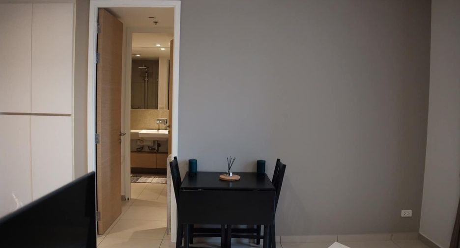 For rent 1 bed condo in Khlong Toei, Bangkok