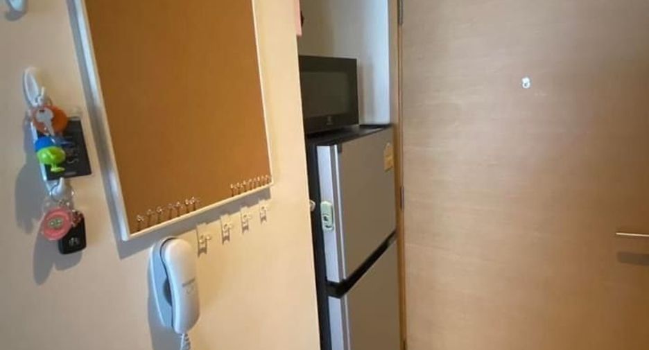 For rent studio condo in Khlong Toei, Bangkok