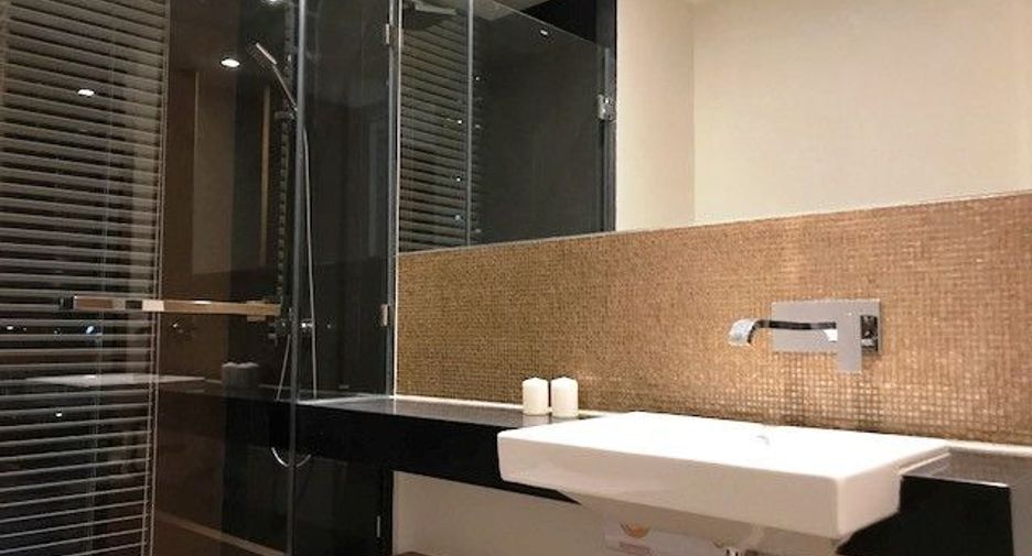 For rent 2 ベッドルーム condo in Khlong Toei, Bangkok