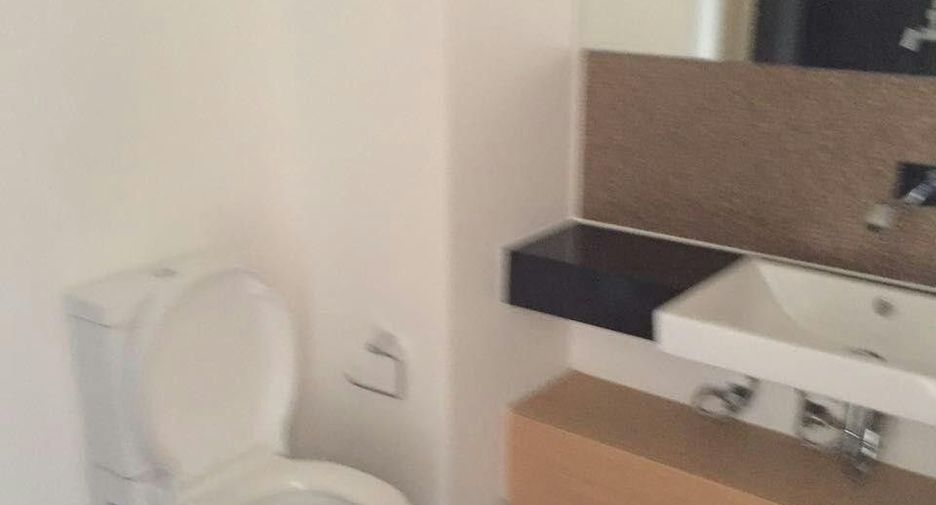 Condo en venta de 1 habitaciones en Khlong Toei, Bangkok