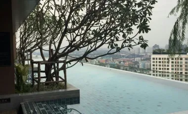 À vendre 1 chambre condo à Khlong Toei, Bangkok