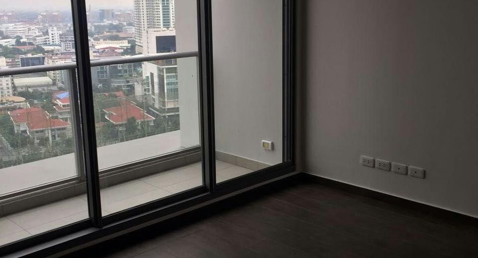 Condo en venta de 1 habitaciones en Khlong Toei, Bangkok