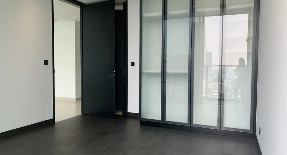 For rent 1 bed condo in Sathon, Bangkok