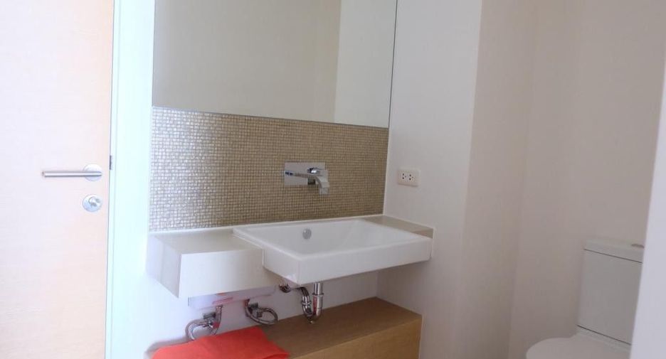 Condo en venta de 1 habitaciones en Khlong Toei, Bangkok