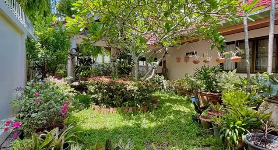 À louer 4 chambres maison à Thalang, Phuket