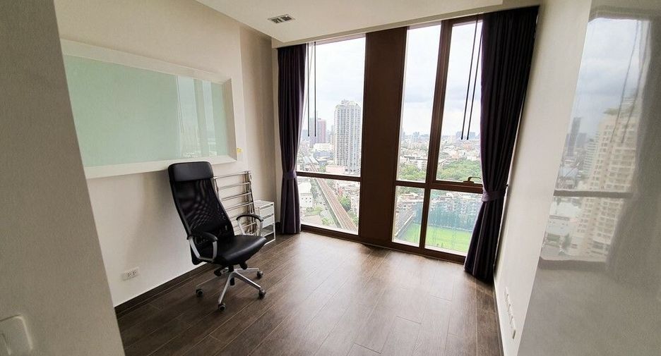 À vendre et à louer 2 chambres condo à Khlong Toei, Bangkok