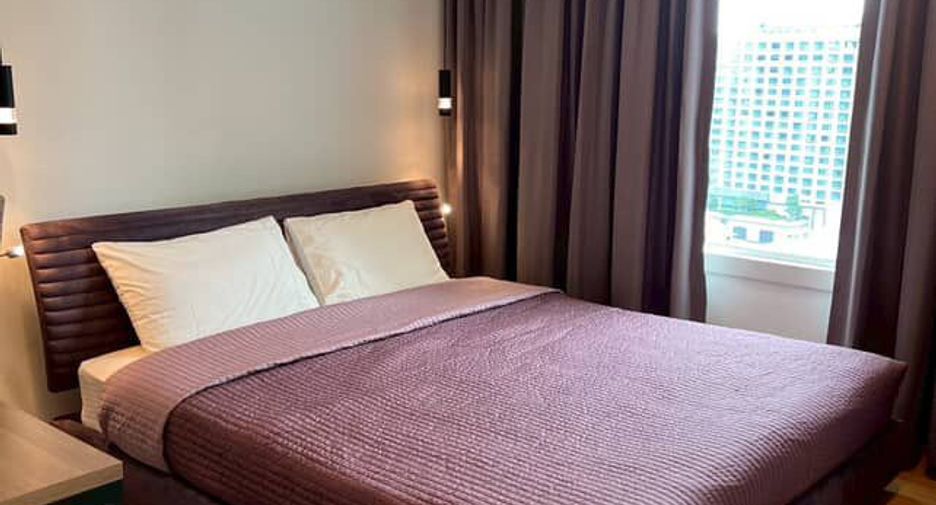 For rent 2 bedrooms condo in Khlong Toei, Bangkok