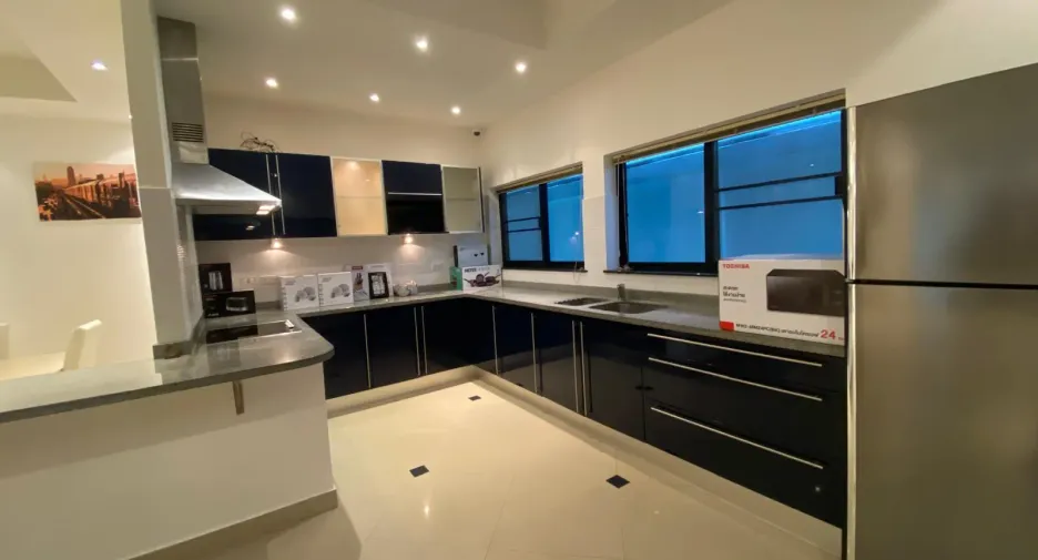 For sale そして for rent 3 ベッドルーム villa in Bang Lamung, Chonburi