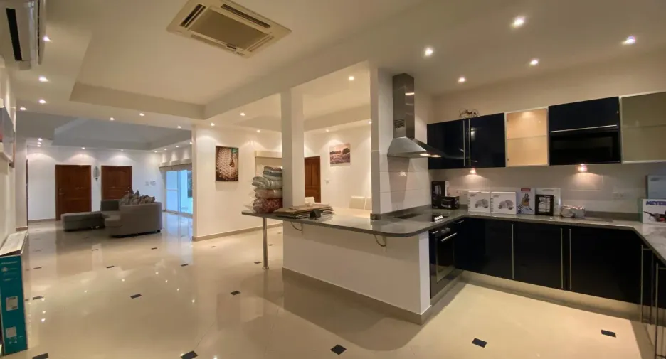 For sale そして for rent 3 ベッドルーム villa in Bang Lamung, Chonburi