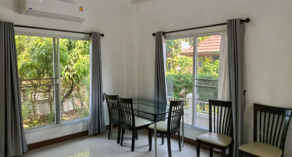 Casa en venta y en alquiler de 3 habitaciones en Hang Dong, Chiang Mai