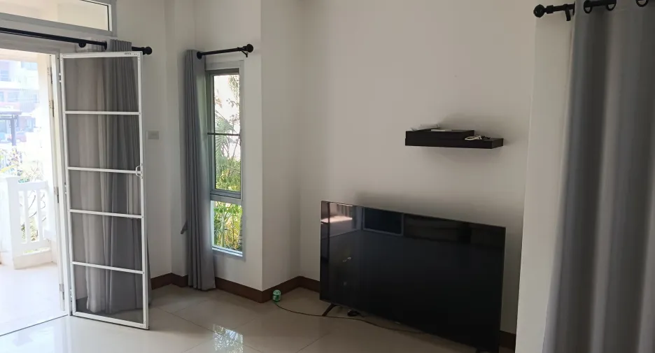 Casa en venta y en alquiler de 3 habitaciones en Hang Dong, Chiang Mai