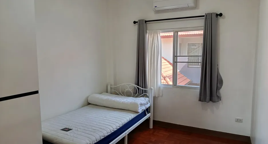 Casa en venta y en alquiler de 3 habitaciones en Hang Dong, Chiang Mai