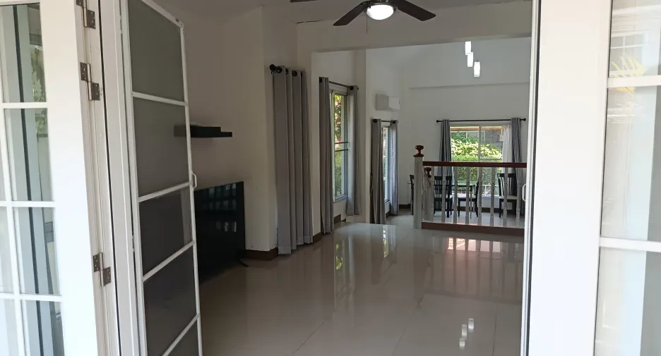 Casa en venta y en alquiler de 3 habitaciones en Hang Dong, Chiang Mai