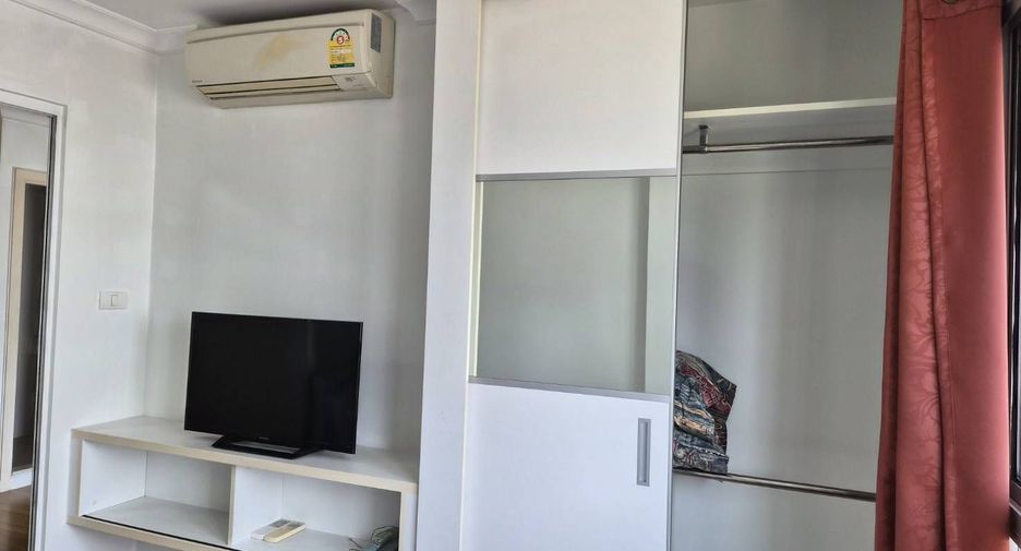 For sale 1 bed condo in Huai Khwang, Bangkok