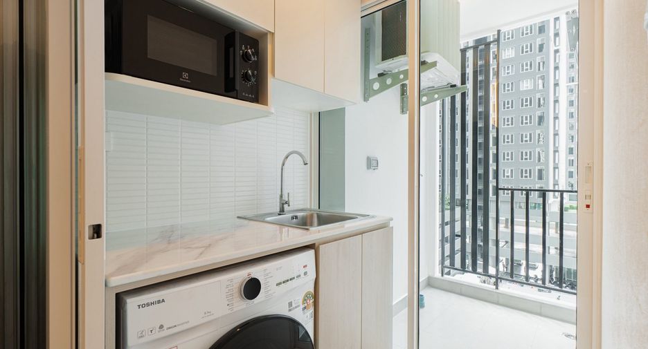 For rent studio condo in Bang Na, Bangkok
