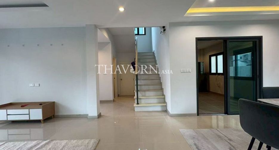 For sale 3 ベッドルーム house in Bang Lamung, Chonburi