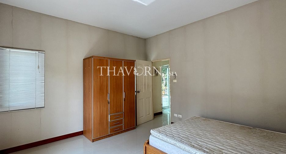 For sale 3 ベッドルーム house in Sattahip, Chonburi
