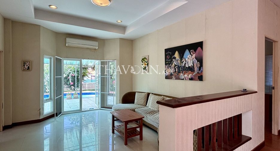 For sale 3 ベッドルーム house in Sattahip, Chonburi
