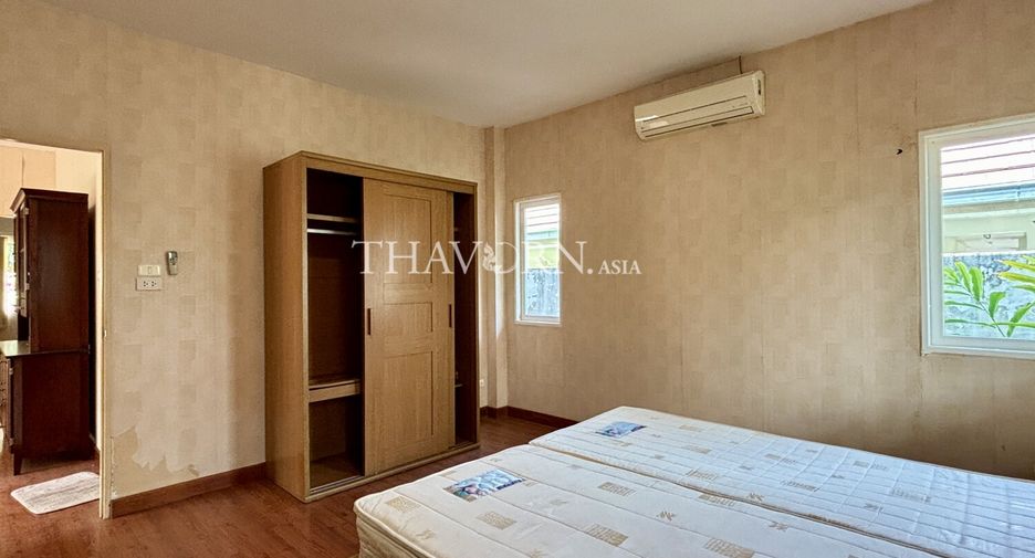 For sale 3 ベッドルーム house in Sattahip, Chonburi