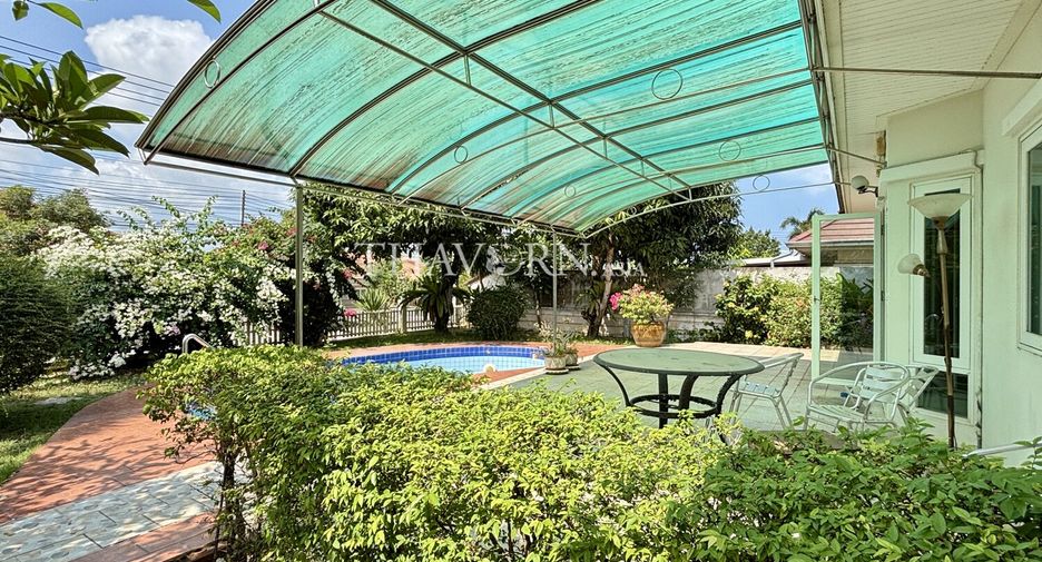 For sale 3 ベッドルーム house in Sattahip, Chonburi
