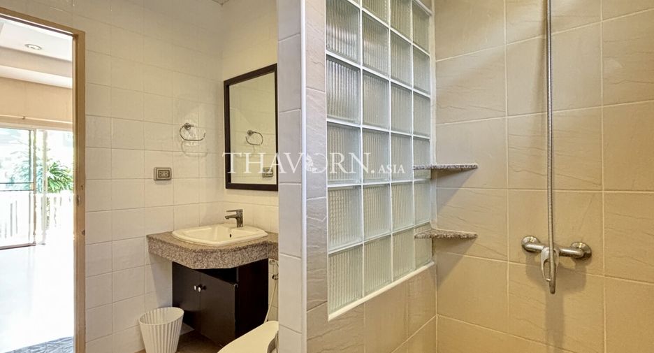 For sale 3 ベッドルーム house in Sattahip, Chonburi