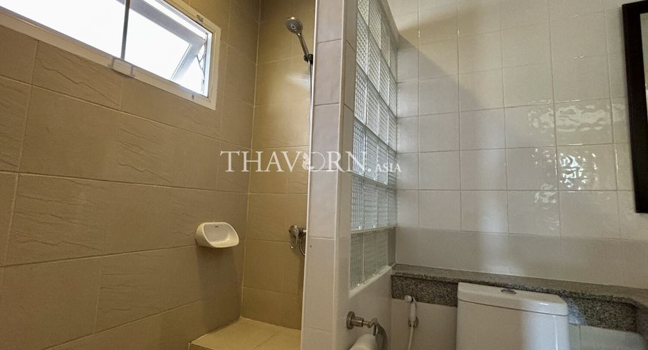 For sale 3 ベッドルーム house in Sattahip, Chonburi