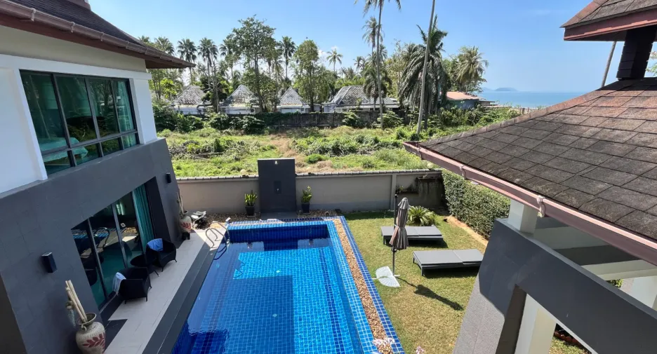 For sale 3 bedrooms villa in Nuea Khlong, Krabi