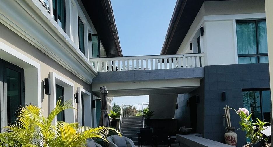 For sale 3 bedrooms villa in Nuea Khlong, Krabi