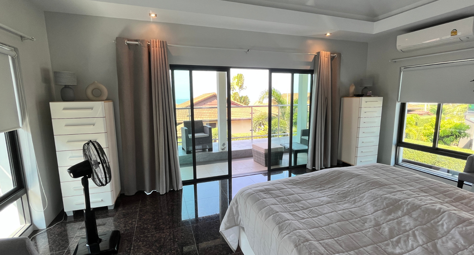 For sale 3 bedrooms villa in Nuea Khlong, Krabi