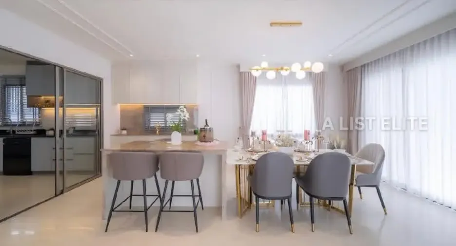 For rent 4 bedrooms house in Bang Lamung, Chonburi