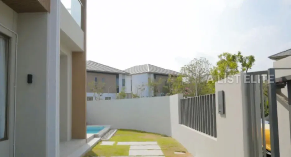 For rent 4 bedrooms house in Bang Lamung, Chonburi