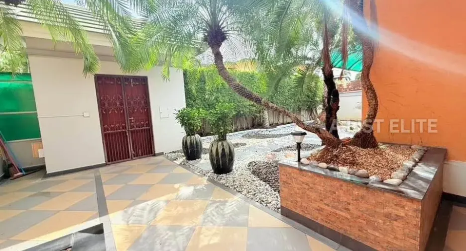For rent 4 bedrooms house in Bang Lamung, Chonburi