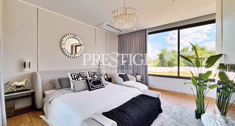 Casa en venta de 4 habitaciones en Bang Lamung, Chonburi