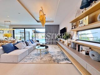 Haus zum Kauf mit 4 Zimmer in Bang Lamung, Chonburi