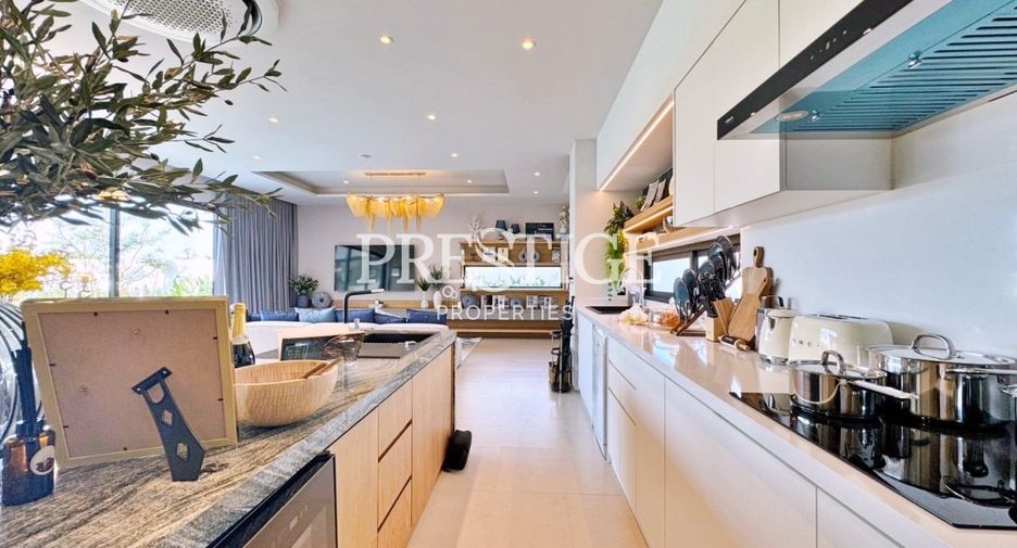 Casa en venta de 4 habitaciones en Bang Lamung, Chonburi